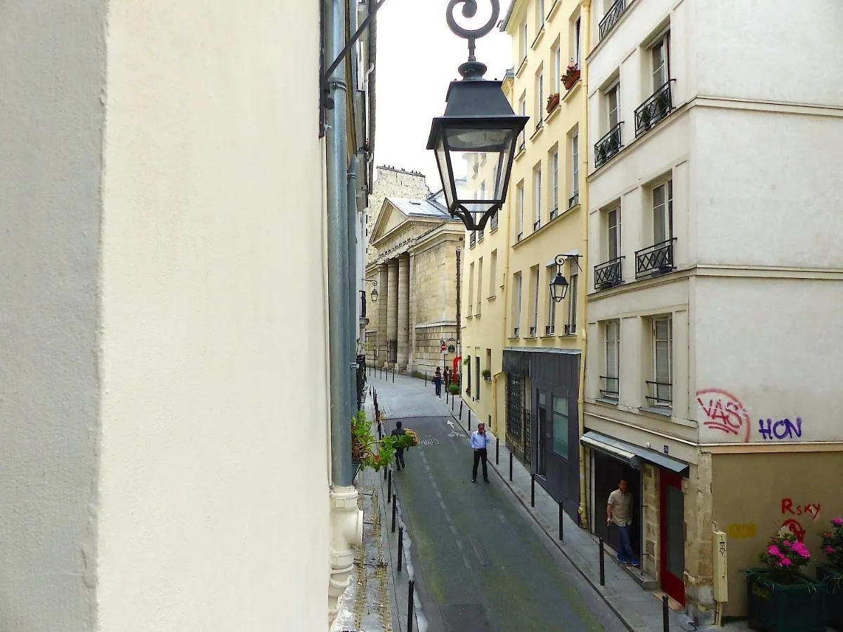 Apartment Real Parisian With 2 Bedrooms And Ac *